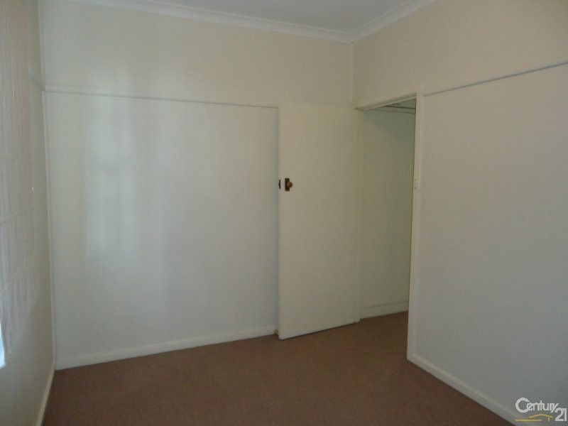 8 Neville Street, Rutherford NSW 2320