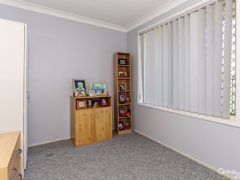 4/4 Justine Parade, Rutherford NSW 2320