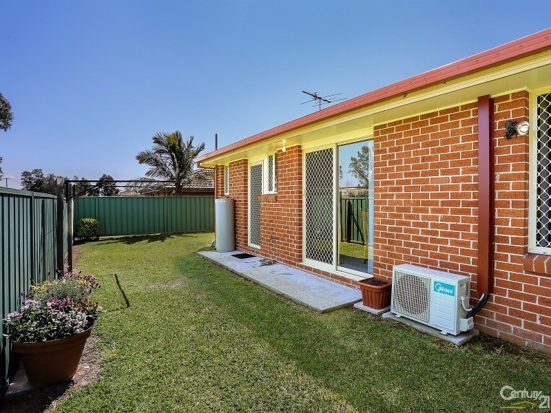 4/4 Justine Parade, Rutherford NSW 2320