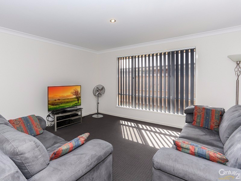 13 Boxer Street, Gillieston Heights NSW 2321