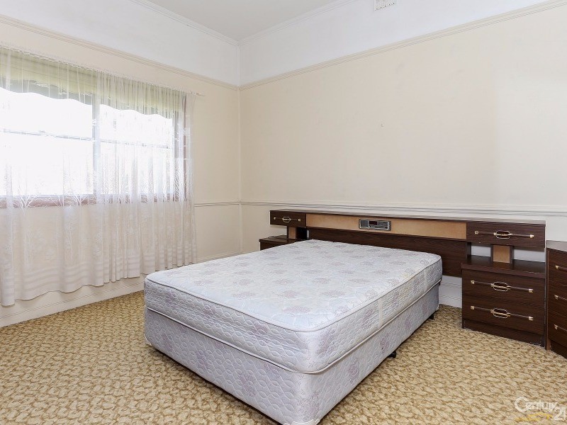 21 Tyrrell Street, Tenambit NSW 2323