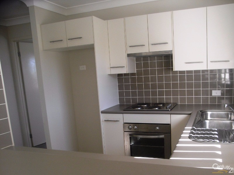 24/12 Denton Park Drive, Rutherford NSW 2320