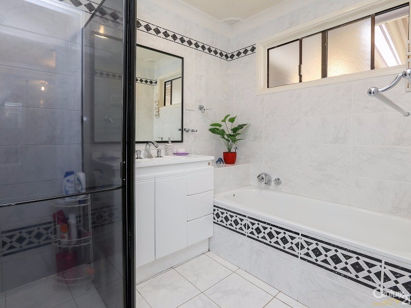 12 Buffier Crescent, Rutherford NSW 2320