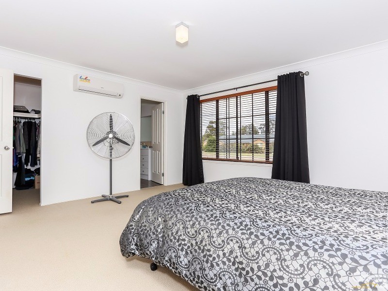 52 Forbes Crescent, Cliftleigh NSW 2321