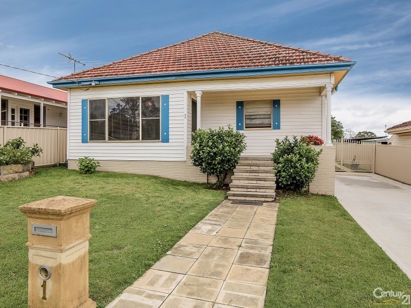 1 Second Avenue, Rutherford NSW 2320