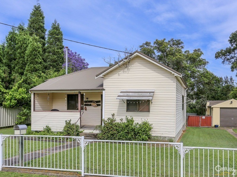 3 Elizabeth Street, Abermain NSW 2326