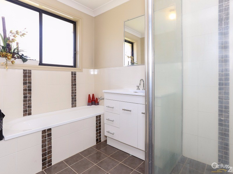 1-2/30 Brigantine Street, Rutherford NSW 2320