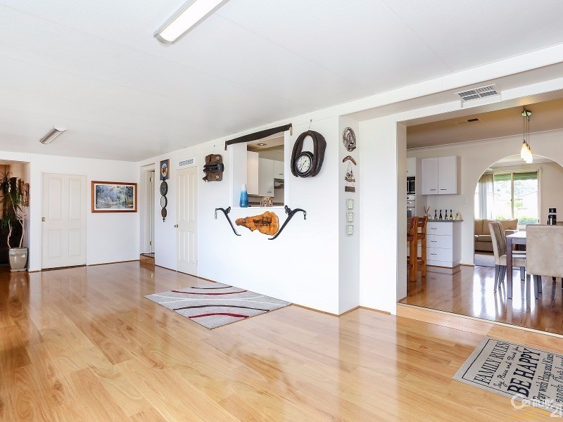 18 Acacia Street, Kurri Kurri NSW 2327