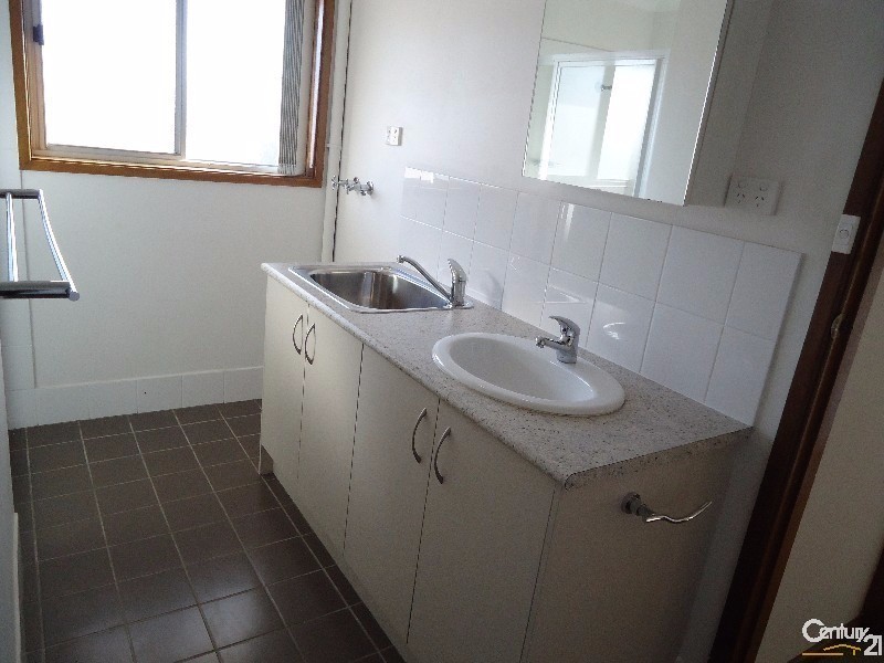 6/70 Weblands Street, Rutherford NSW 2320