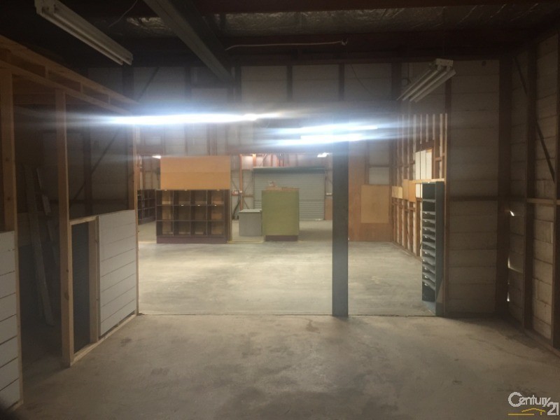 2 William Street, East Maitland NSW 2323