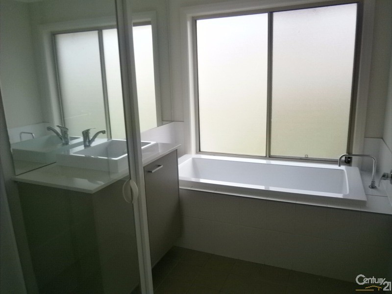 1 Corner Close, East Maitland NSW 2323