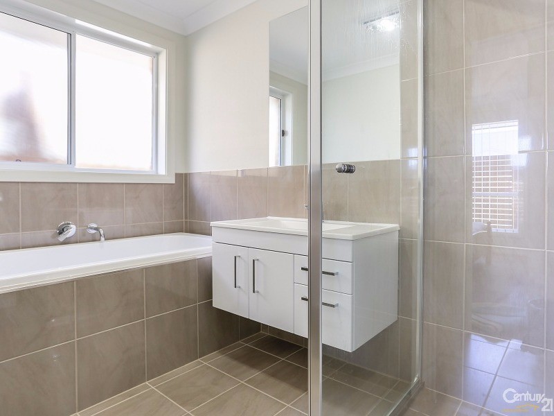 1/10 Dove Street, Aberglasslyn NSW 2320