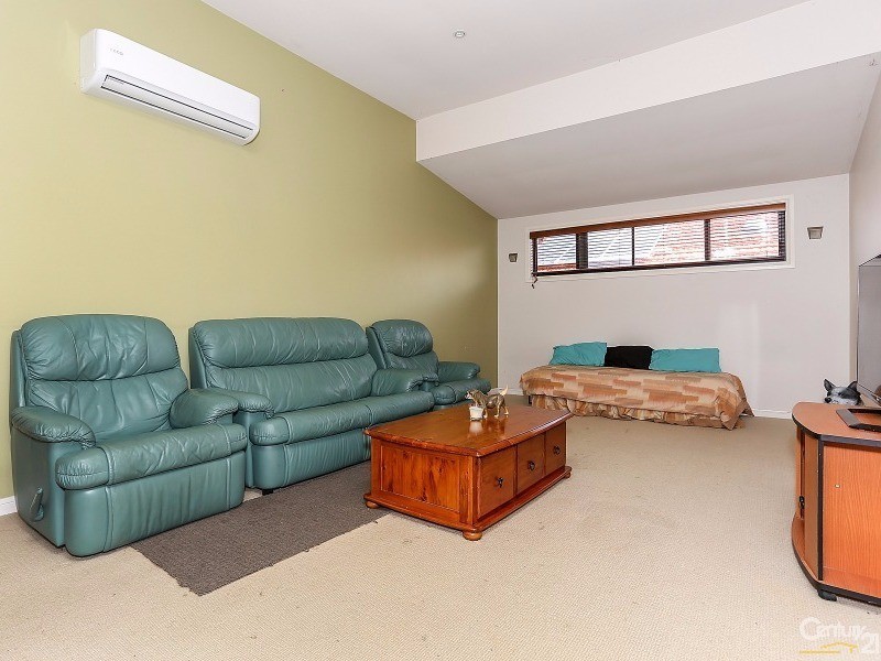 14 Sinclair Street, East Maitland NSW 2323