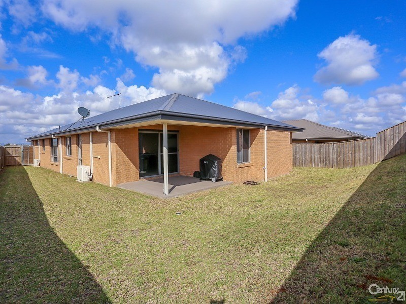 13 Boxer Street, Gillieston Heights NSW 2321