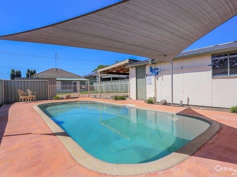 60 Government Road, Weston NSW 2326