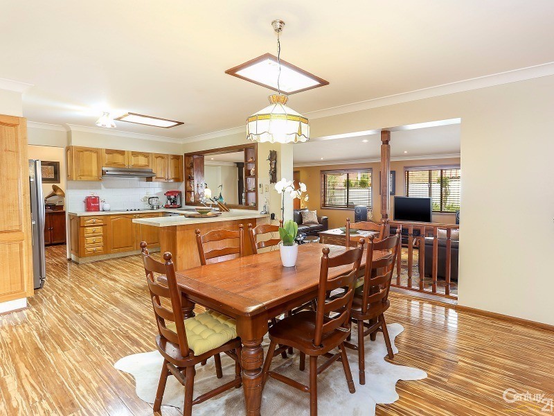 37 Adele Cres, Ashtonfield NSW 2323