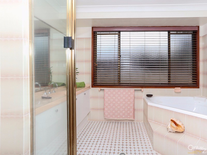 37 Adele Cres, Ashtonfield NSW 2323