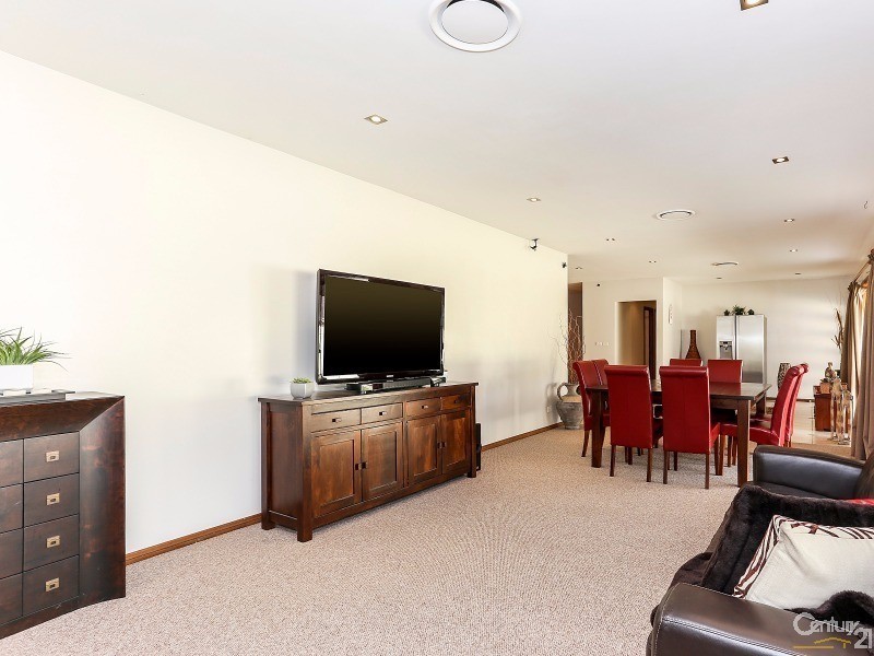 55 Largs Ave, Largs NSW 2320