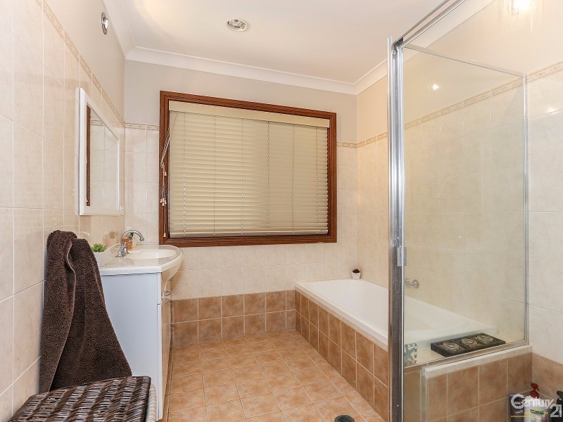 55 Largs Ave, Largs NSW 2320