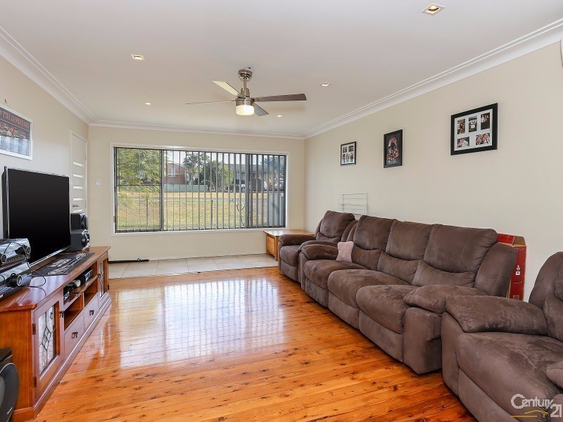 85 Lawson Avenue, Woodberry NSW 2322
