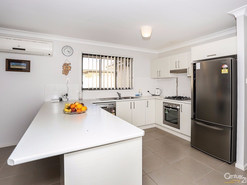 14 Brittany Avenue, Rutherford NSW 2320