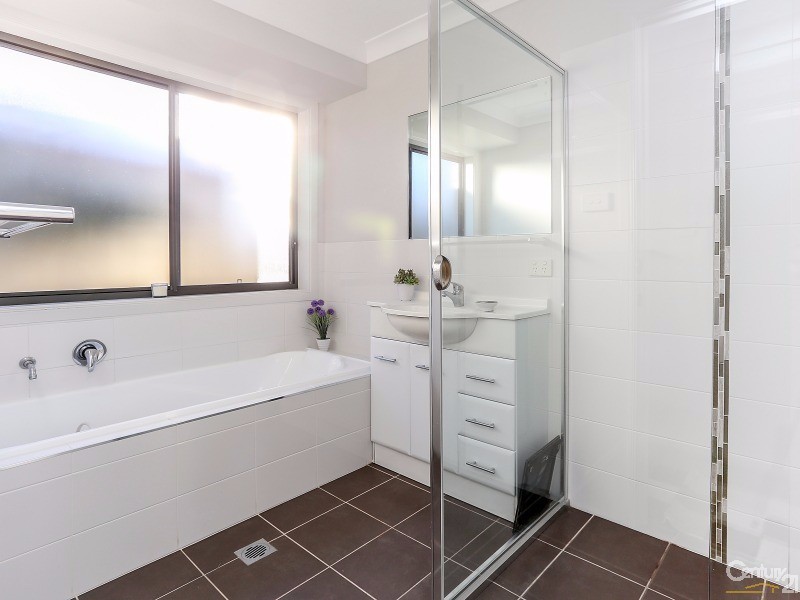 14 Brittany Avenue, Rutherford NSW 2320