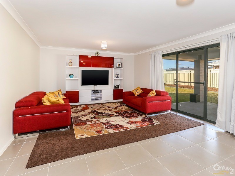 14 Brittany Avenue, Rutherford NSW 2320