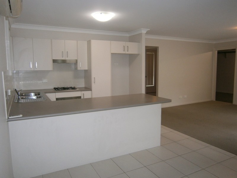 16 Lonsdale Place, Kurri Kurri NSW 2327