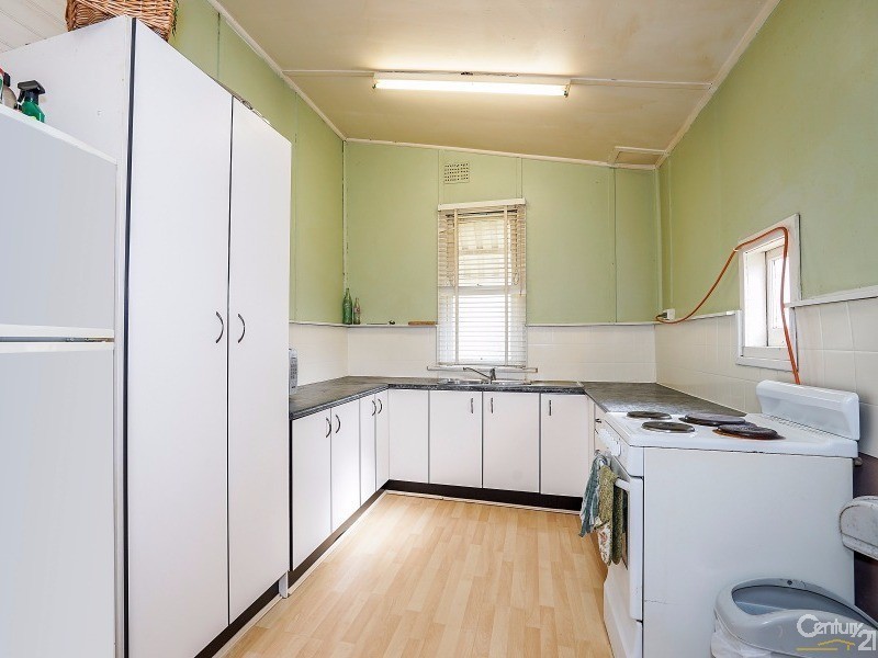 77 Edward Street, Kurri Kurri NSW 2327