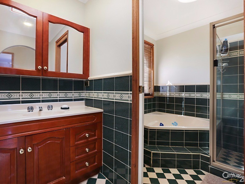 27 Fairfax Street, Rutherford NSW 2320