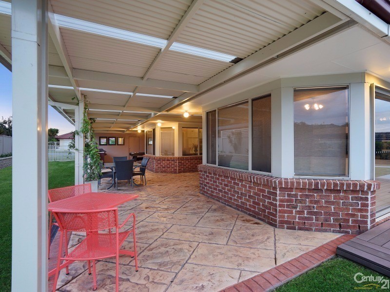 63 Turnbull Drive, East Maitland NSW 2323