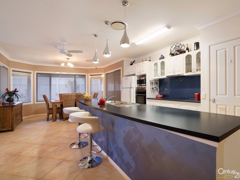 63 Turnbull Drive, East Maitland NSW 2323