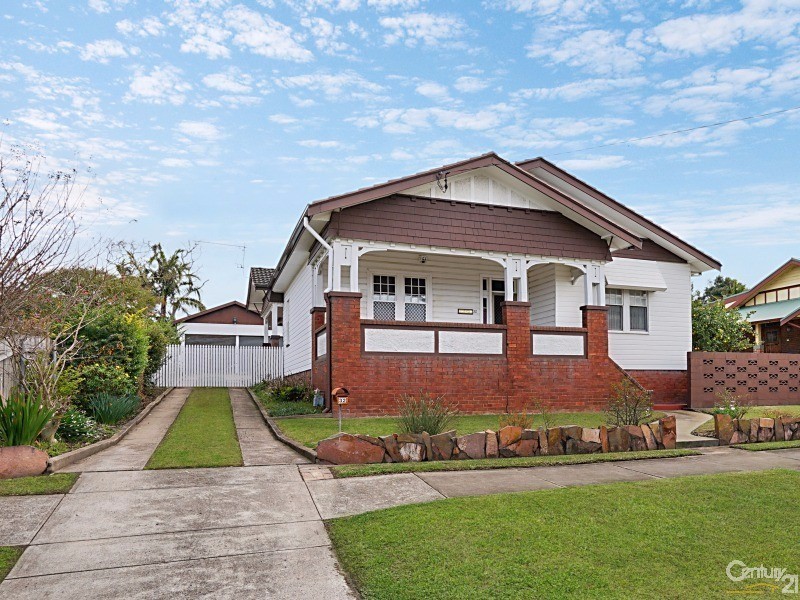 32 Elizabeth Street, Telarah NSW 2320