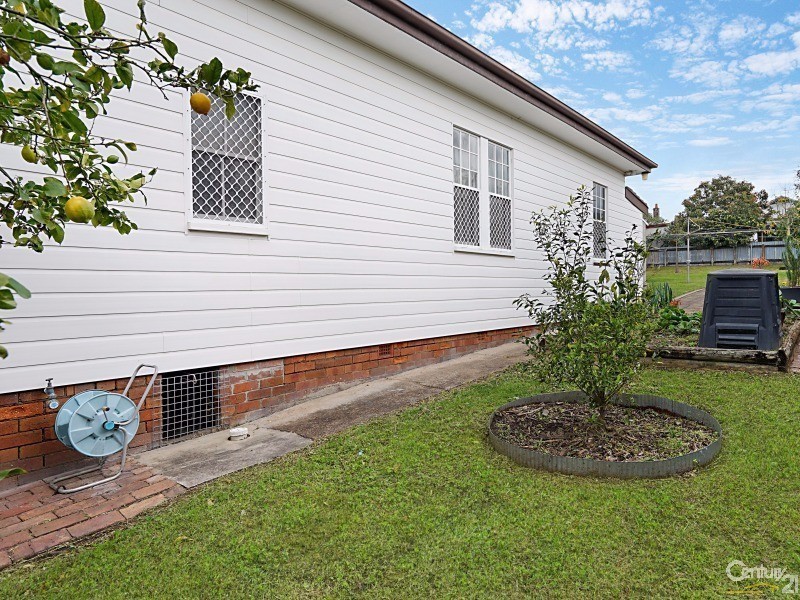 32 Elizabeth Street, Telarah NSW 2320