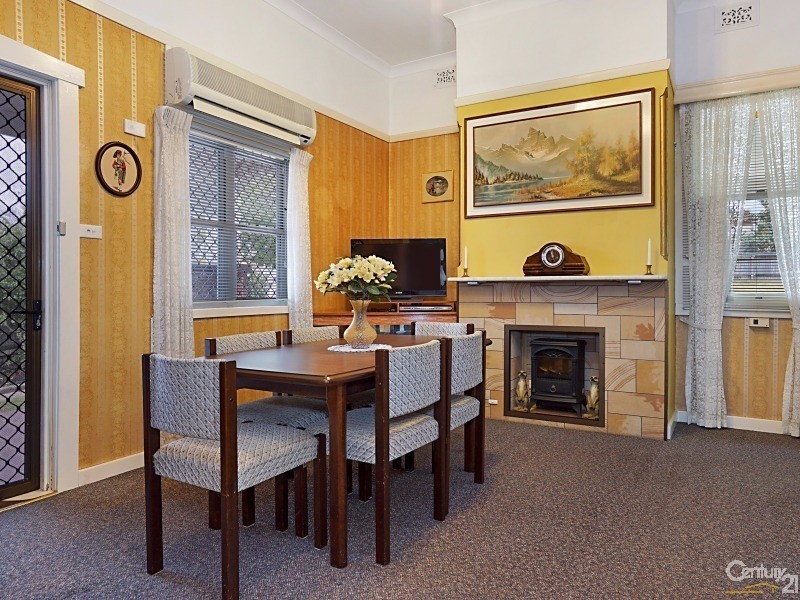 32 Elizabeth Street, Telarah NSW 2320