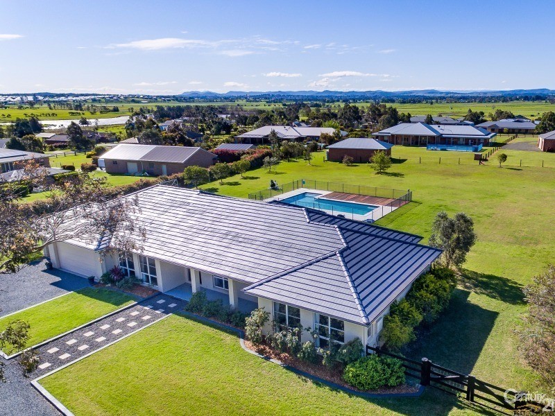 16 Tranquil Close, Louth Park NSW 2320