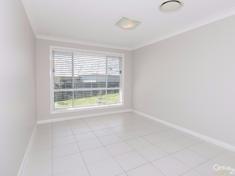 15 Fullford Cove, Rutherford NSW 2320