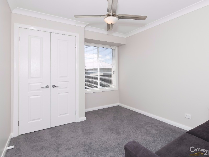 15 Fullford Cove, Rutherford NSW 2320