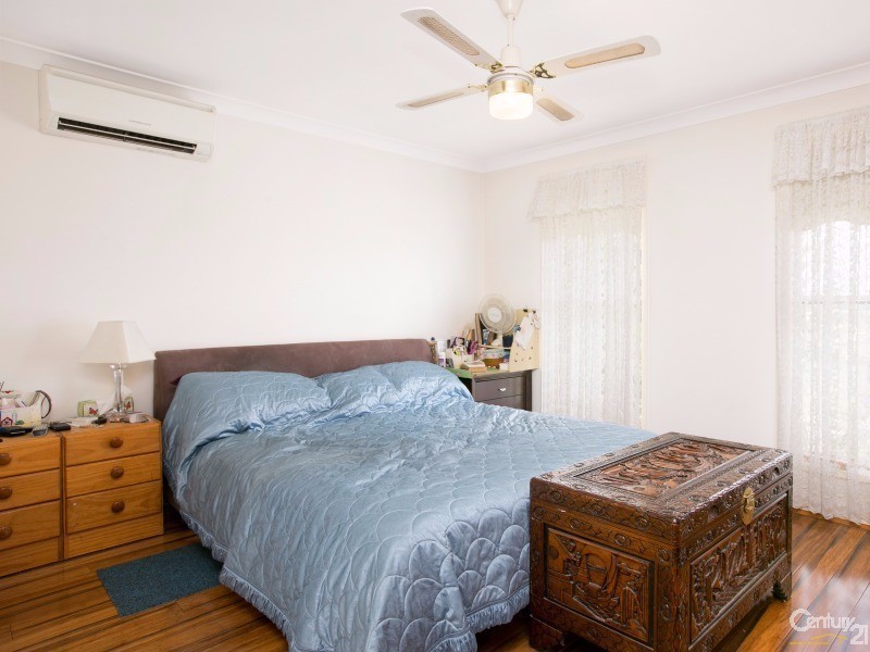 1 Lauren Close, Rutherford NSW 2320