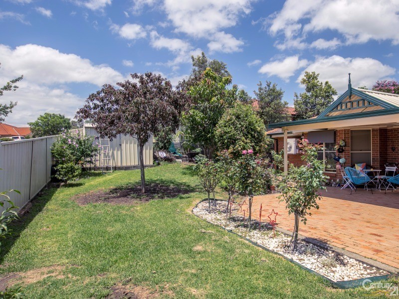 1 Lauren Close, Rutherford NSW 2320
