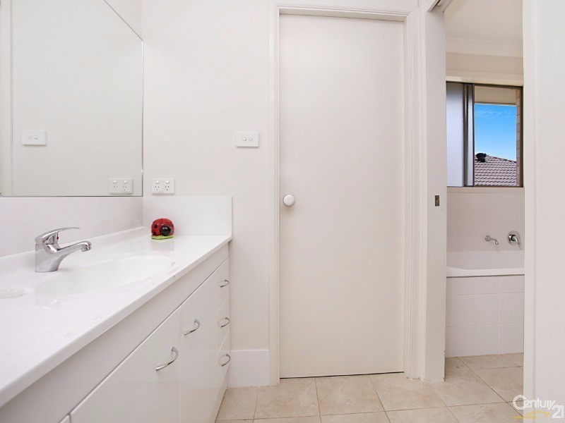 1 Andrew Court, Rutherford NSW 2320