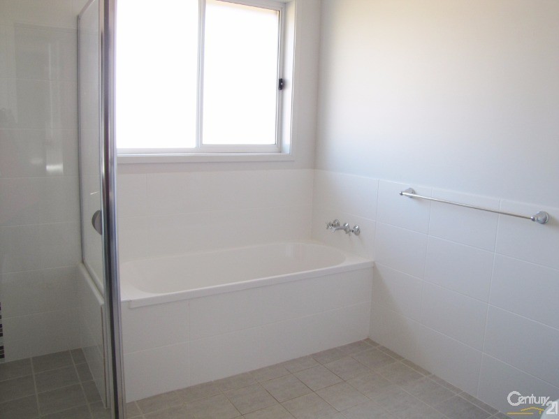 8 Damsel Street, Chisholm NSW 2322