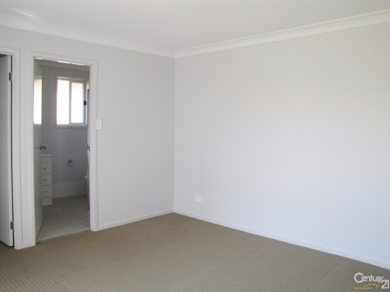 8 Damsel Street, Chisholm NSW 2322