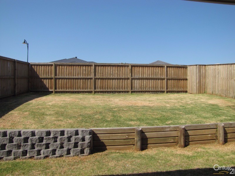 8 Damsel Street, Chisholm NSW 2322