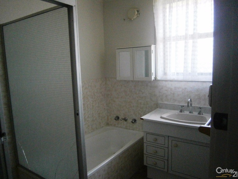 1/24 Skilton Ave, East Maitland NSW 2323