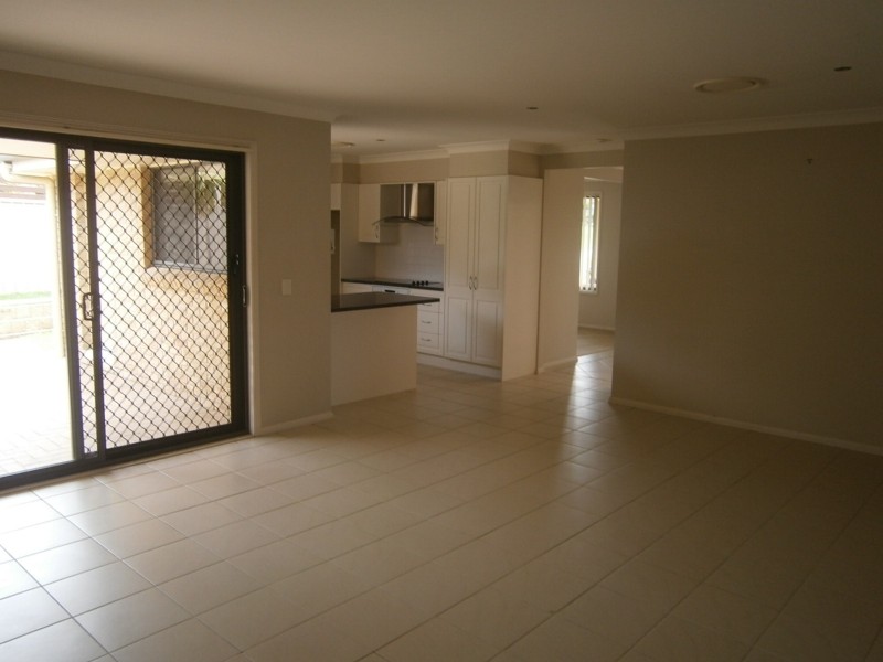 67b Canterbury Drive, Morpeth NSW 2321