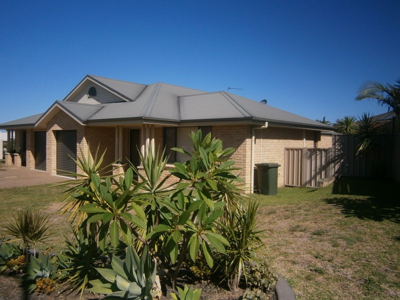 67b Canterbury Drive, Morpeth NSW 2321