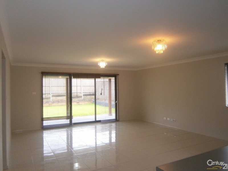 1A McKeachies Drive, Aberglasslyn NSW 2320