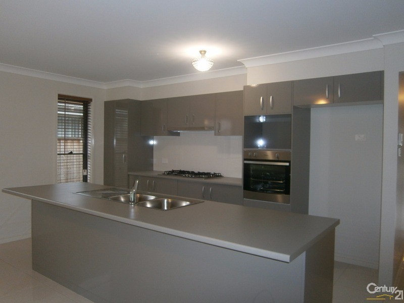 1A McKeachies Drive, Aberglasslyn NSW 2320