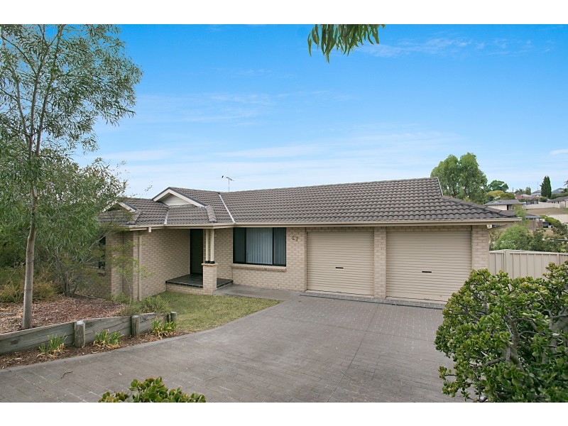 27 Pumphouse Crescent, Rutherford NSW 2320